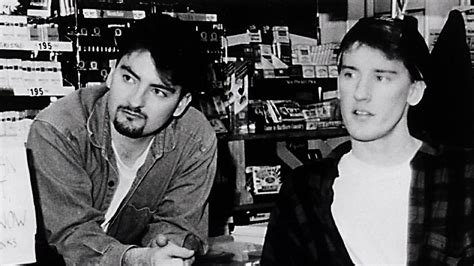 Clerks! A Hilarious Examination of Minimum Wage Life and Pop Culture Obsessions!