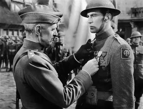 How Did Sergeant York Conquer the Silver Screen and Hearts Alike with its Themes of Patriotism and Faith?