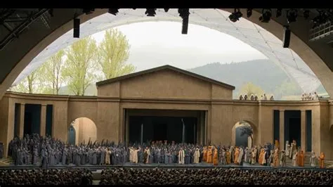 The Passion Play in Oberammergau: A Timeless Tale of Betrayal and Redemption Performed by Village Inhabitants!